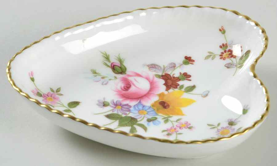 Derby Posies 4" Heart Shaped Tray by Royal Crown Derby-1