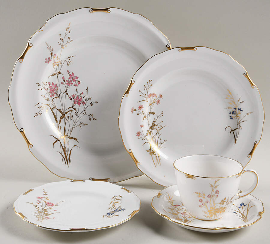 Devonshire 40 Piece Estate Set by Royal Crown Derby-1