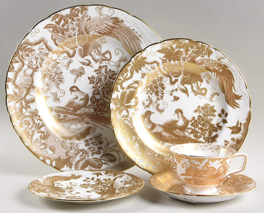 Gold Aves 40  Piece Estate Set by Royal Crown Derby-1