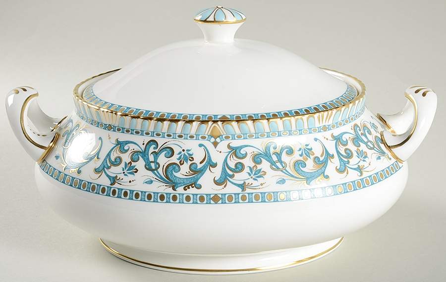 Imperia Oval Covered Vegetable by Royal Crown Derby-1