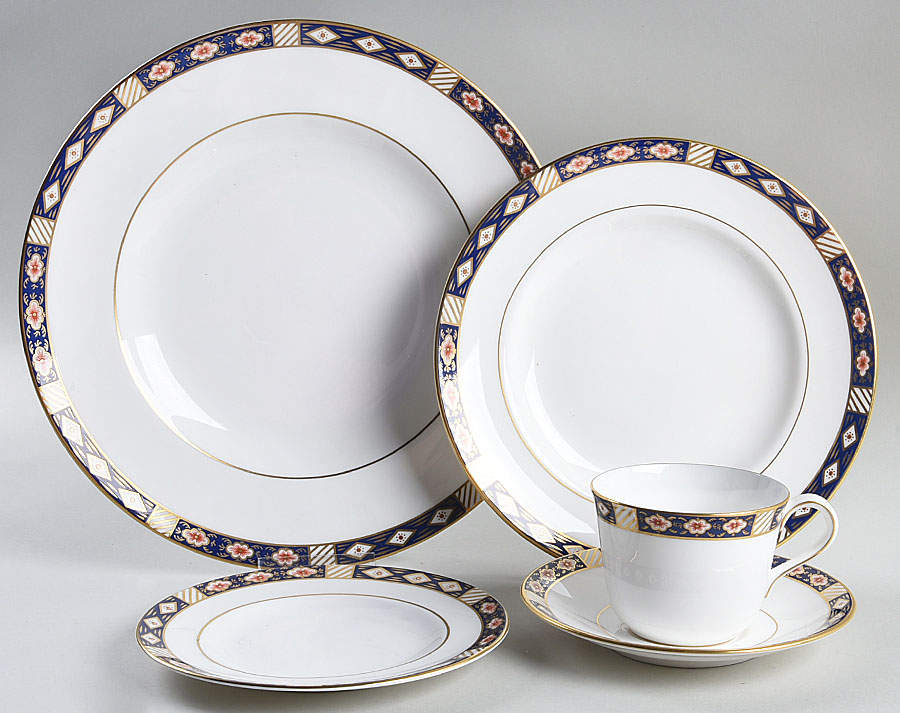Kedleston 5 Piece Place Setting by Royal Crown Derby-1