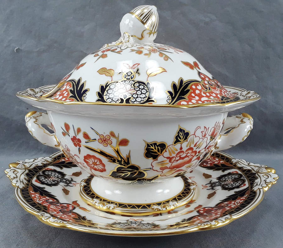 Kings (Newer Backstamp) Sauce Boat & Lid with Underplate by Royal Crown Derby-1