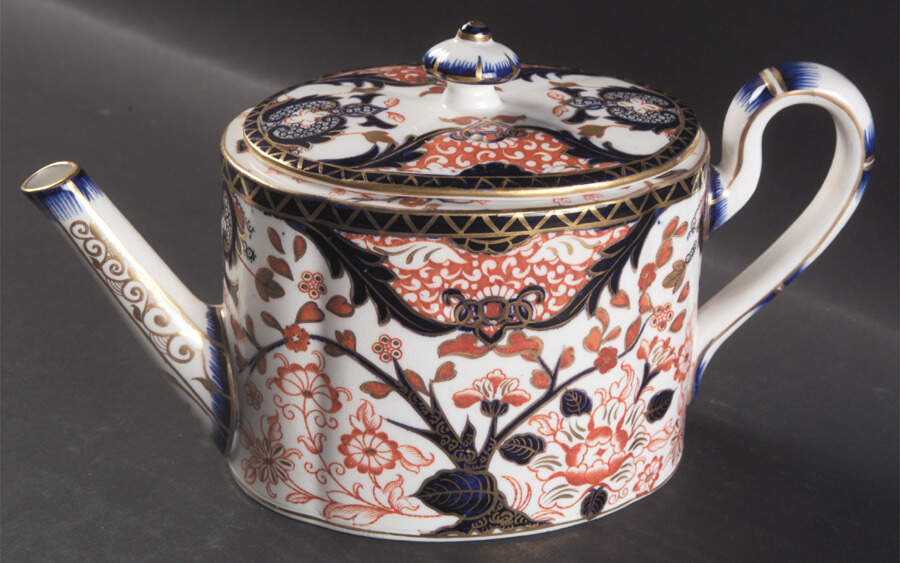 Kings (Newer Backstamp) Teapot & Lid by Royal Crown Derby-1