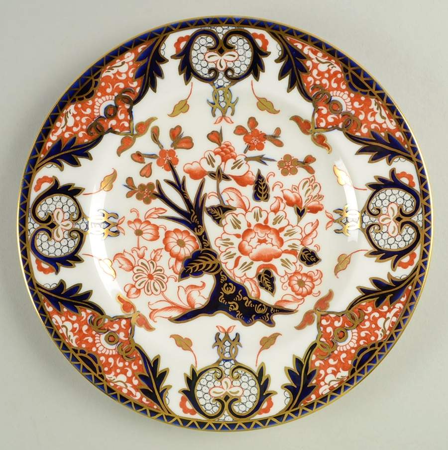 Kings (Newer Backstamp) Luncheon Plate by Royal Crown Derby-1