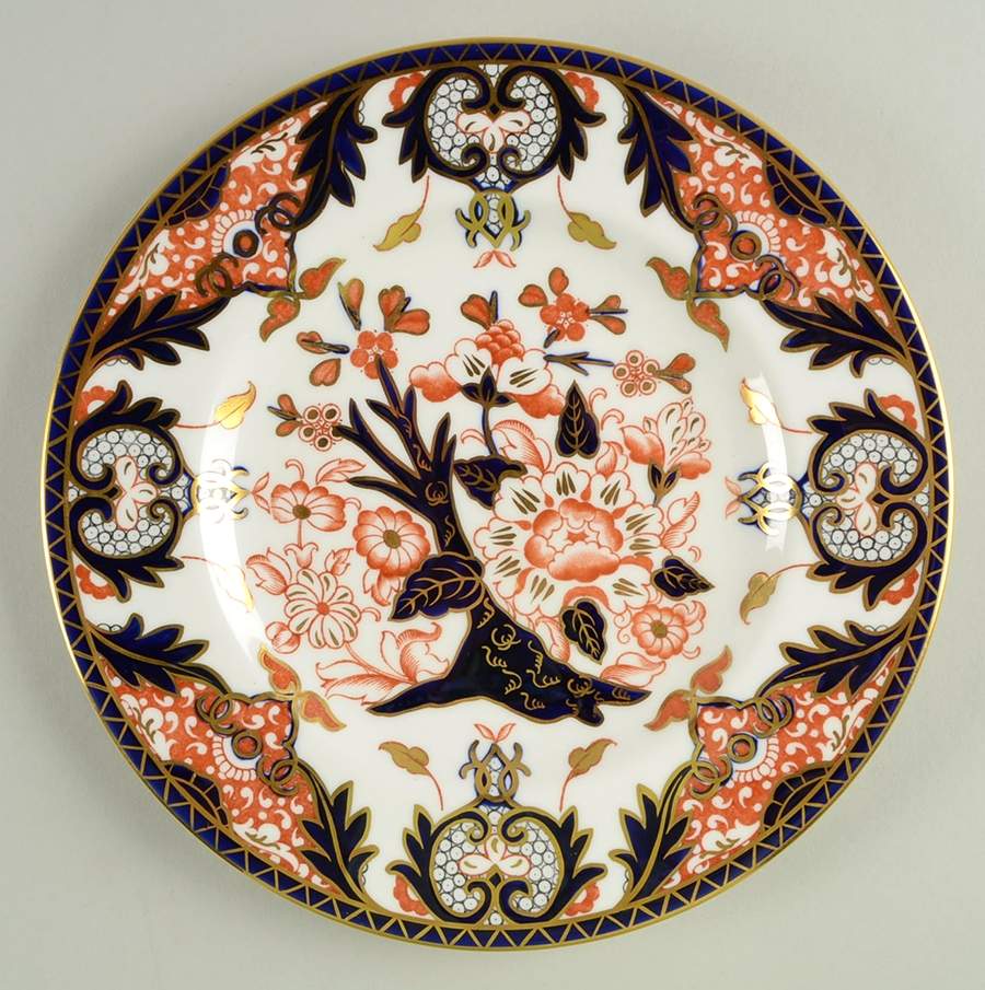 Kings (Newer Backstamp) Luncheon Plate by Royal Crown Derby-1