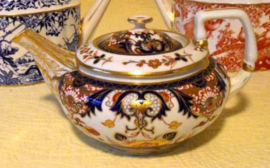 Kings (Newer Backstamp) Teapot & Lid by Royal Crown Derby-1