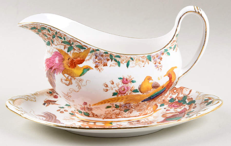 Olde Avesbury (Ely Chelsea Shape) Gravy Boat & Underplate by Royal Crown Derby-1