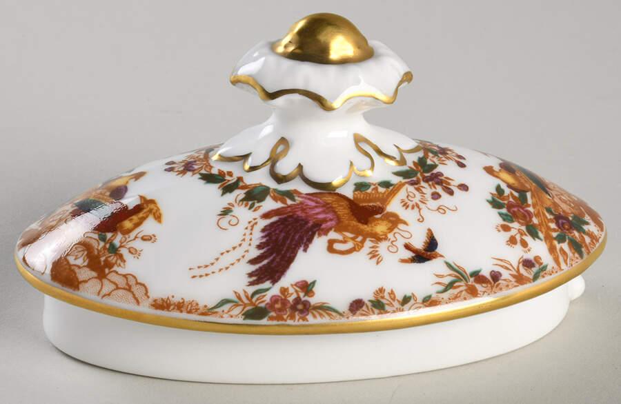 Olde Avesbury (Ely Chelsea Shape) Lid for Teapot by Royal Crown Derby-1