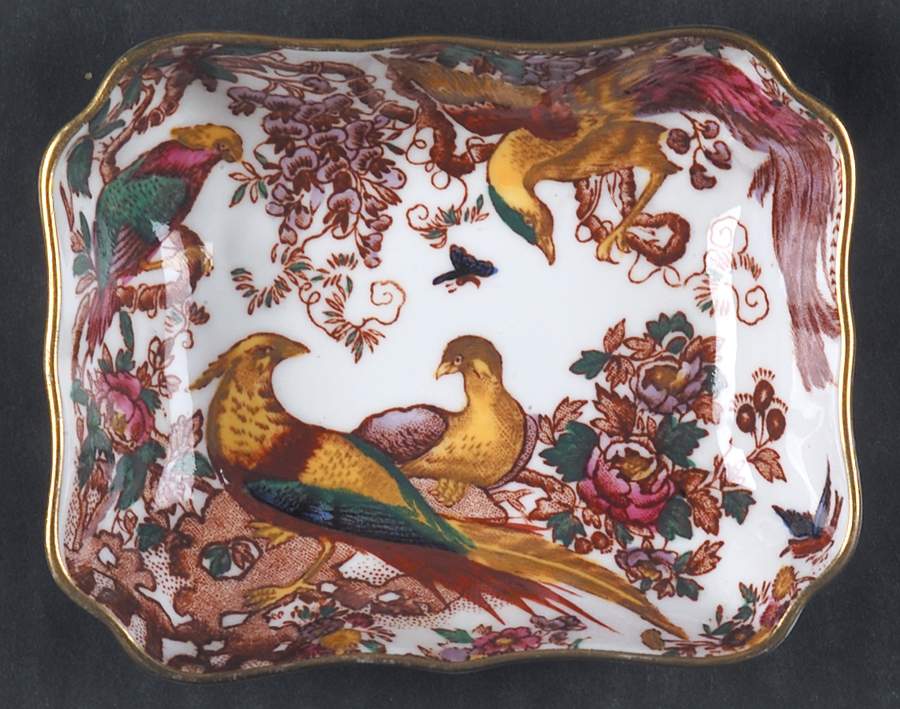 Olde Avesbury (Ely Chelsea Shape) 1800 Tray by Royal Crown Derby-1