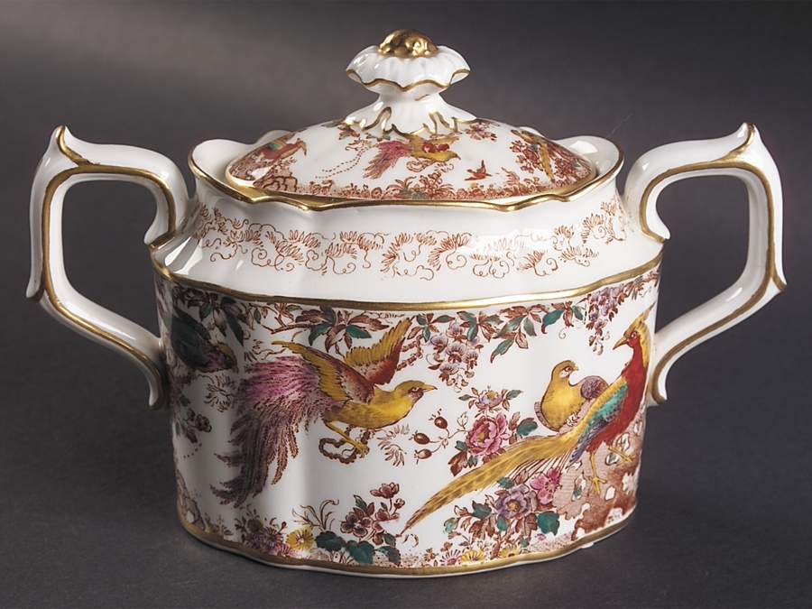 Olde Avesbury (Ely Chelsea Shape) Sugar Bowl & Lid by Royal Crown Derby-1