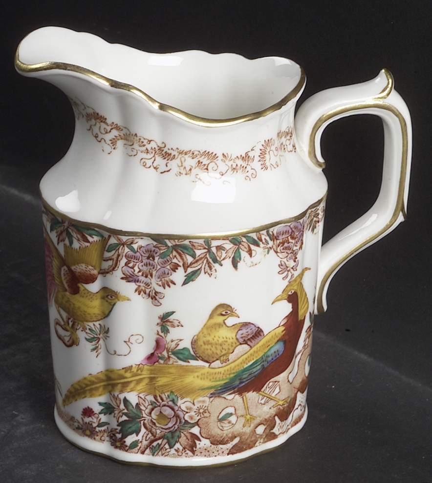 Olde Avesbury (Ely Chelsea Shape) Creamer by Royal Crown Derby-1