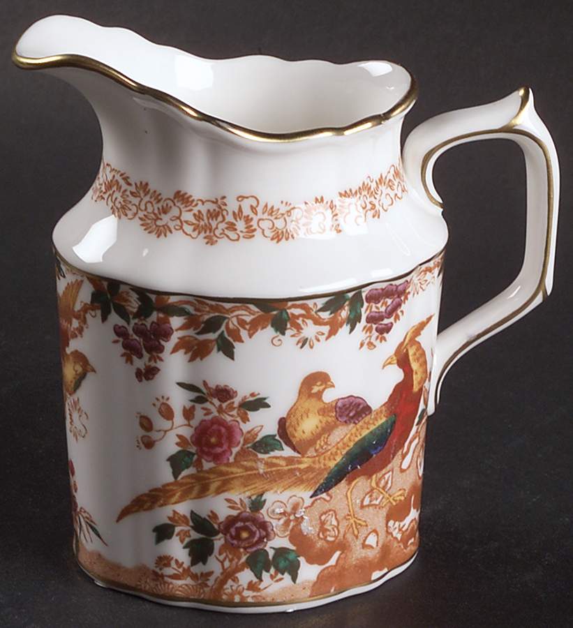 Olde Avesbury (Ely Chelsea Shape) Creamer by Royal Crown Derby-1