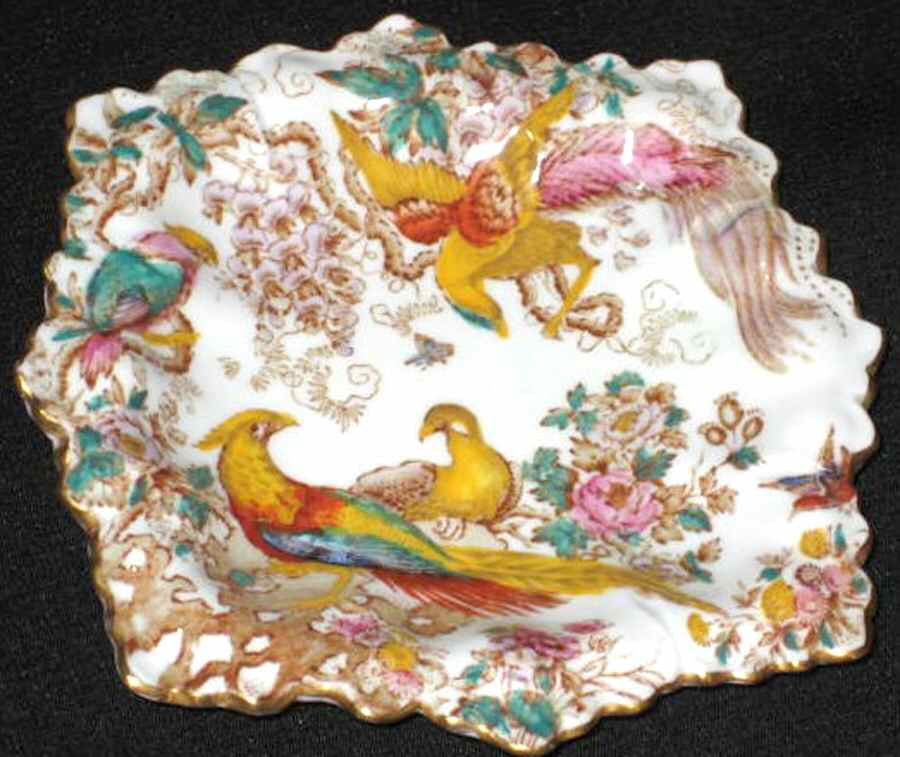 Olde Avesbury (Ely Chelsea Shape) Small Ashtray by Royal Crown Derby-1