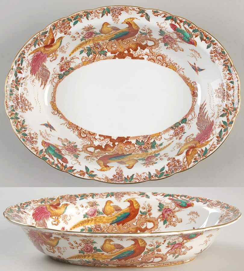 Olde Avesbury (Ely Chelsea Shape) 10" Oval Vegetable Bowl by Royal Crown Derby-1