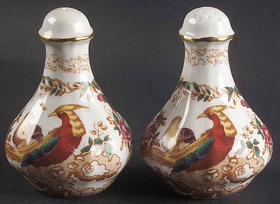 Olde Avesbury (Ely Chelsea Shape) Salt & Pepper Set by Royal Crown Derby-1