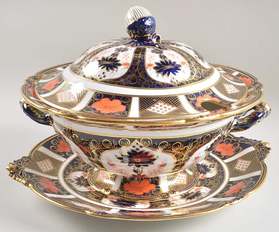 Old Imari Tureen & Lid w/Underplate by Royal Crown Derby-1
