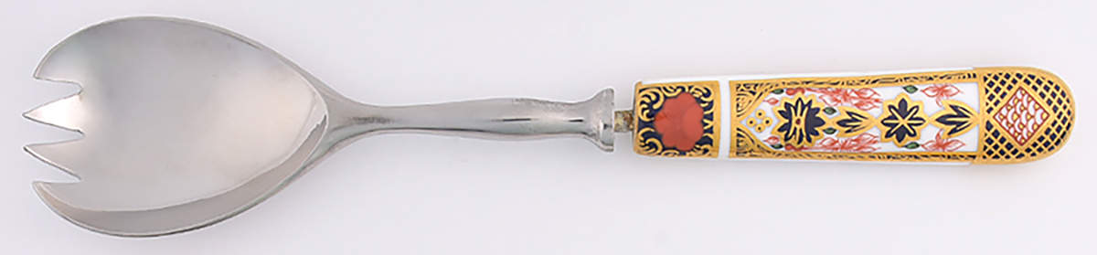 Old Imari Salad Serving Fork with Stainless Prongs by Royal Crown Derby-1