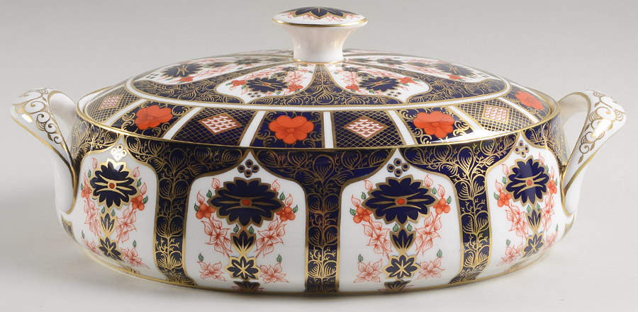 Old Imari Oval Covered Vegetable by Royal Crown Derby-1