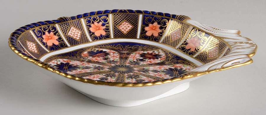 Old Imari Large Shell Shaped Dish by Royal Crown Derby-1