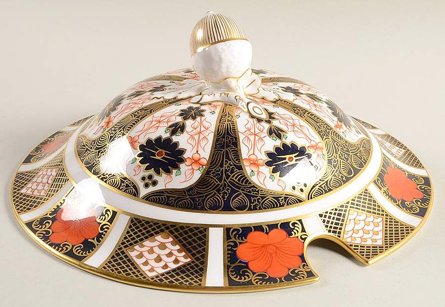 Old Imari Lid for Tureen by Royal Crown Derby-1