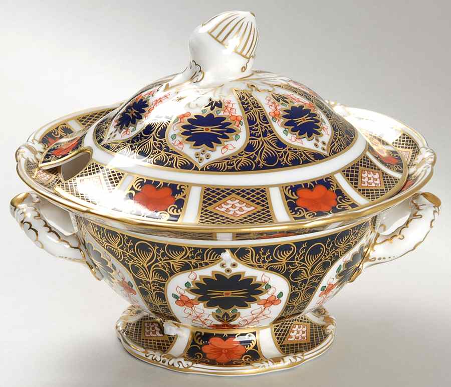 Old Imari Sauce Boat & Lid by Royal Crown Derby-1