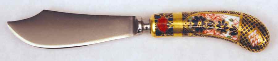 Old Imari Individual Cheese Spreader by Royal Crown Derby-1