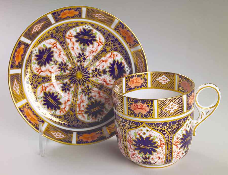Old Imari Oversized Cup & Saucer Set by Royal Crown Derby-1