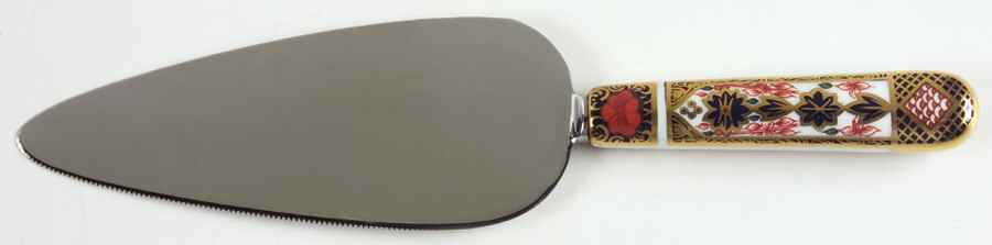 Old Imari Pie Server with Stainless Blade by Royal Crown Derby-1