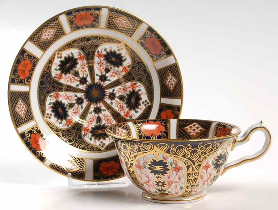 Old Imari Footed Cup & Saucer Set by Royal Crown Derby-1