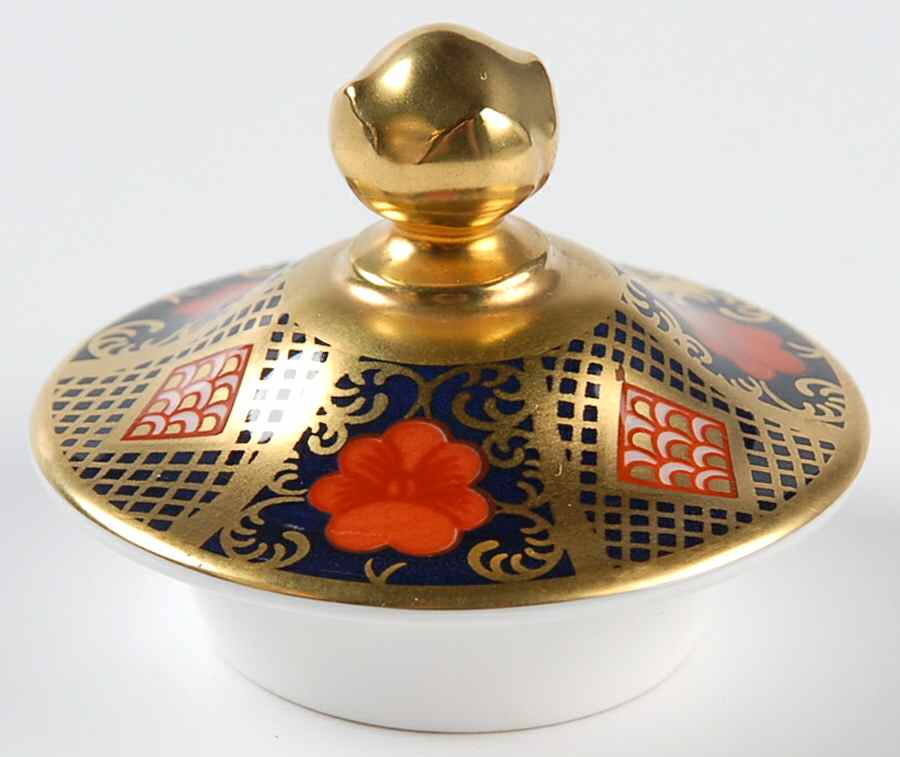 Old Imari Lid for Covered Vase by Royal Crown Derby-1
