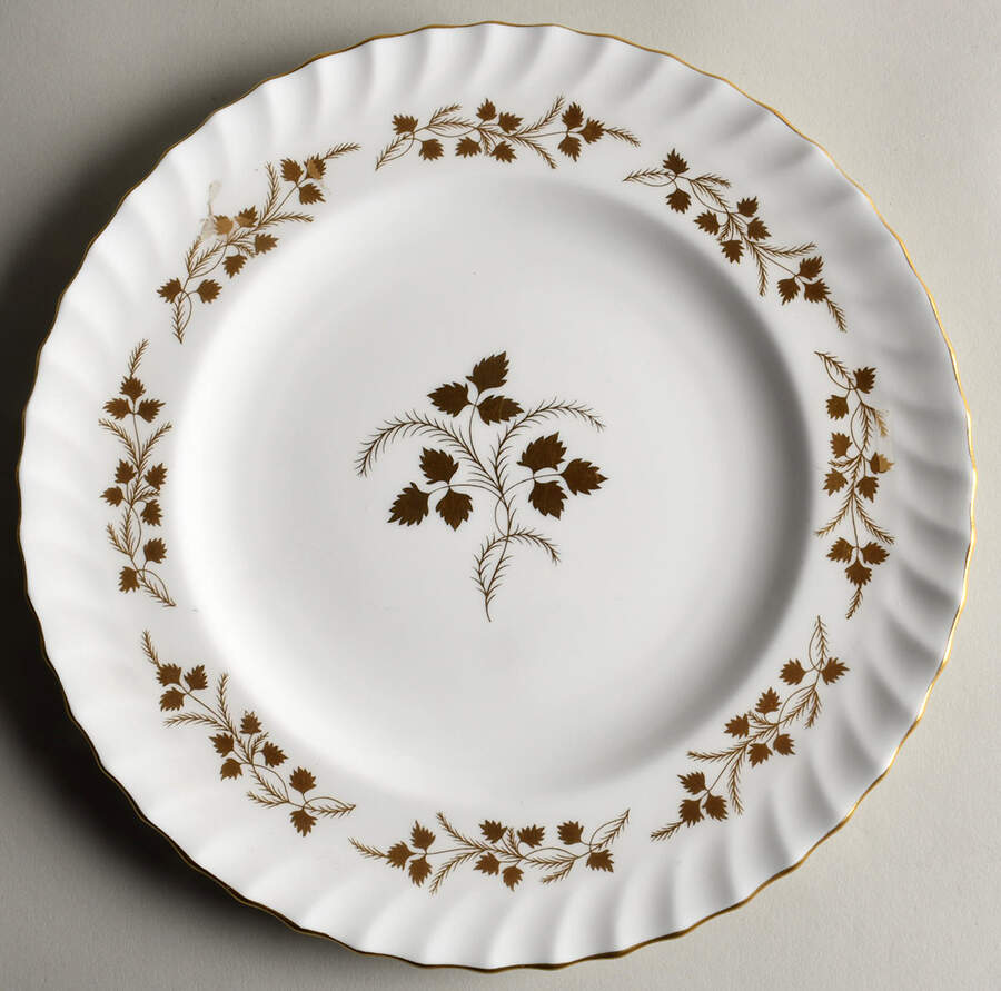 RCD9 Dinner Plate by Royal Crown Derby-1