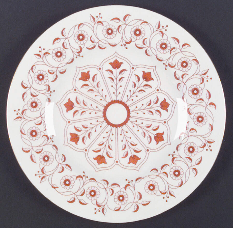 Rougemont (Duesbury Shape, Smooth) Dinner Plate by Royal Crown Derby-1
