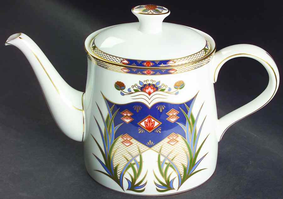 Rutland Teapot & Lid by Royal Crown Derby-1