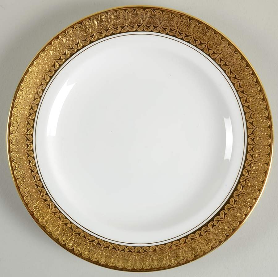 St. George Dessert/Pie Plate by Royal Crown Derby-1