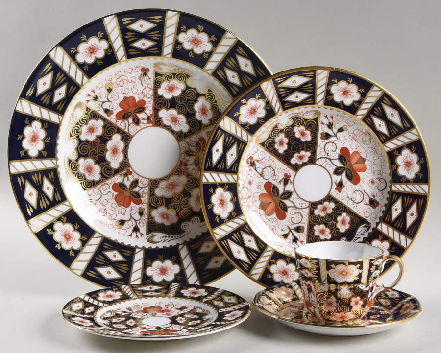 Traditional Imari 5 Piece Place Setting by Royal Crown Derby-1