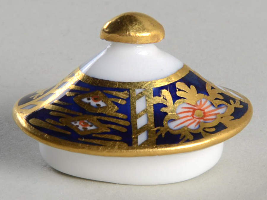 Traditional Imari Lid for Miniature Teapot by Royal Crown Derby-1