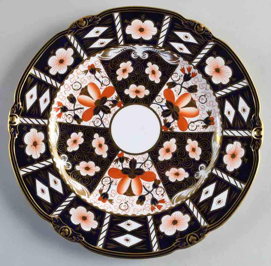 Traditional Imari Dinner Plate by Royal Crown Derby-1