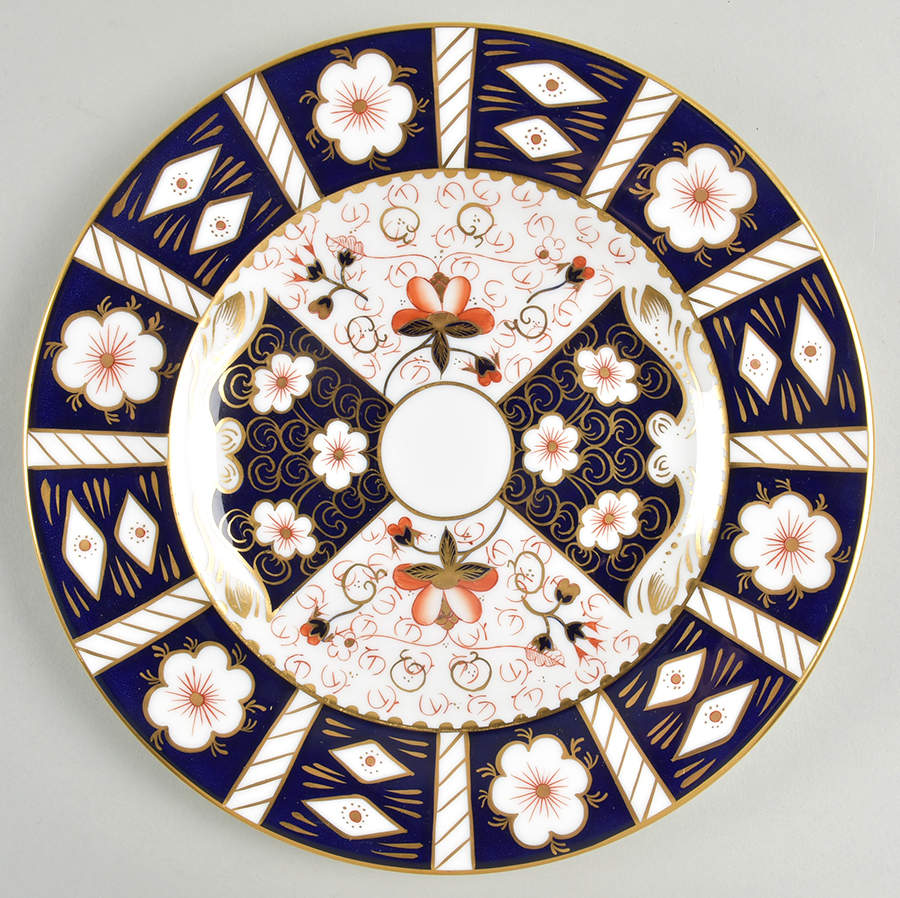 Traditional Imari Luncheon Plate by Royal Crown Derby-1