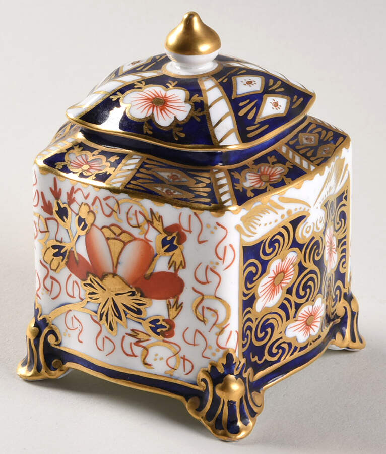 Traditional Imari Tea Caddy & Lid by Royal Crown Derby-1