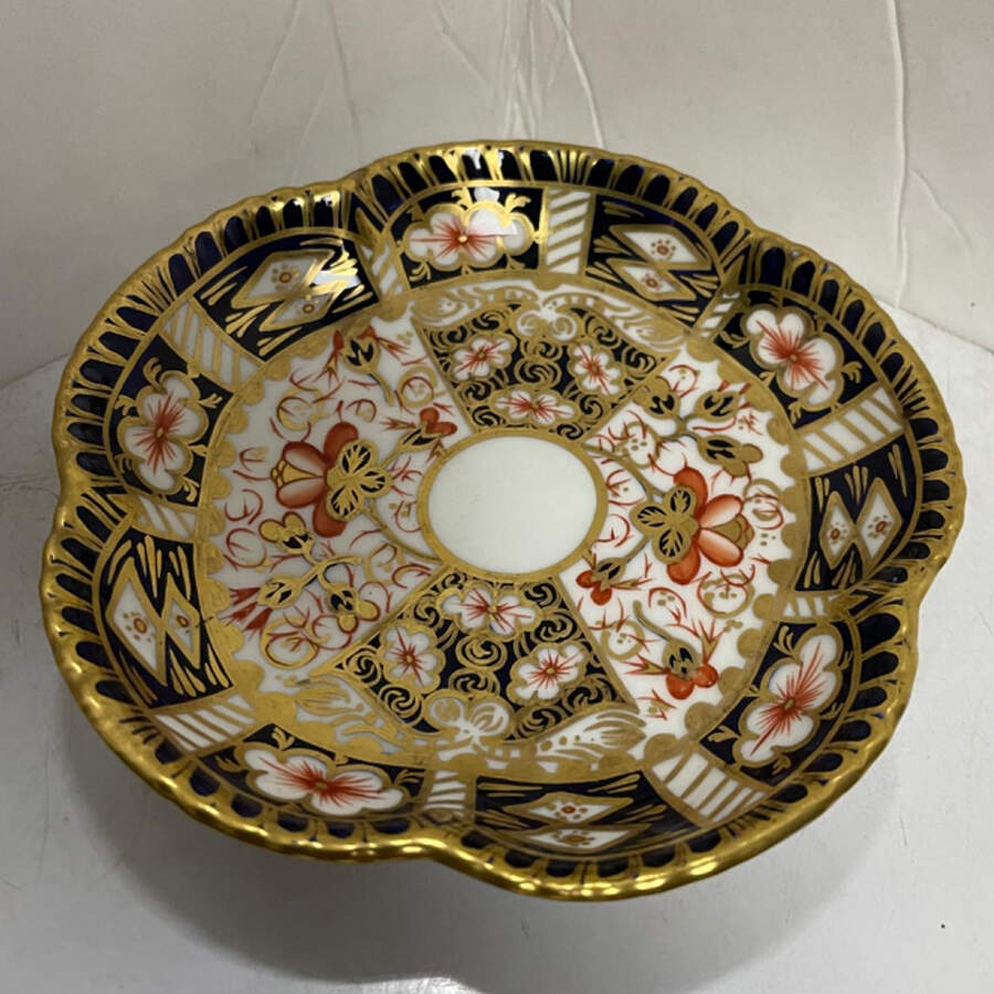 Traditional Imari Tudor Rose Tray by Royal Crown Derby-1