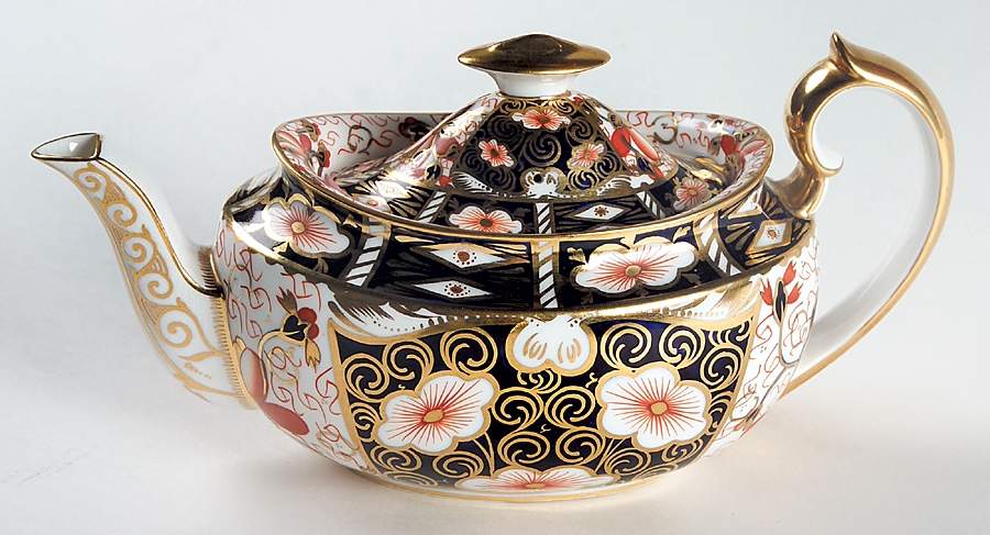 Traditional Imari Mini Teapot & Lid by Royal Crown Derby-1
