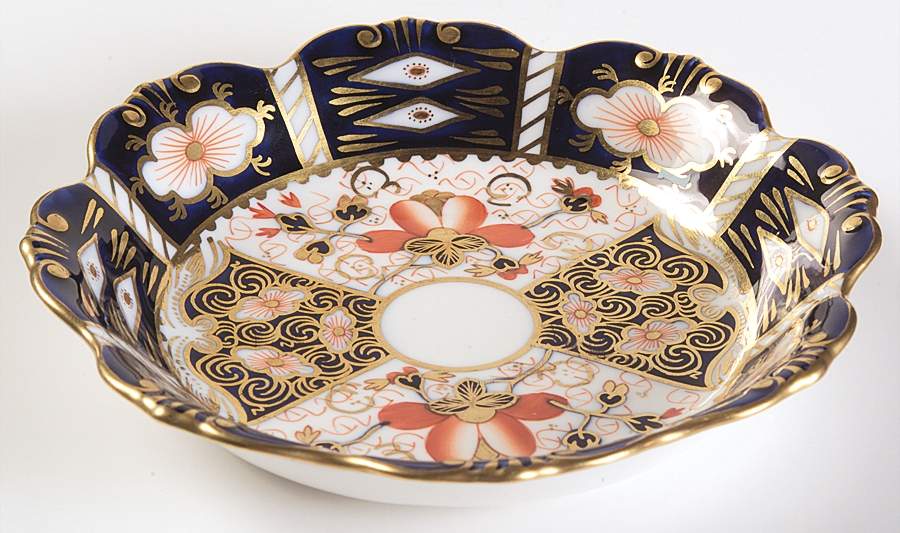 Traditional Imari 6" Sweet Meat Dish by Royal Crown Derby-1