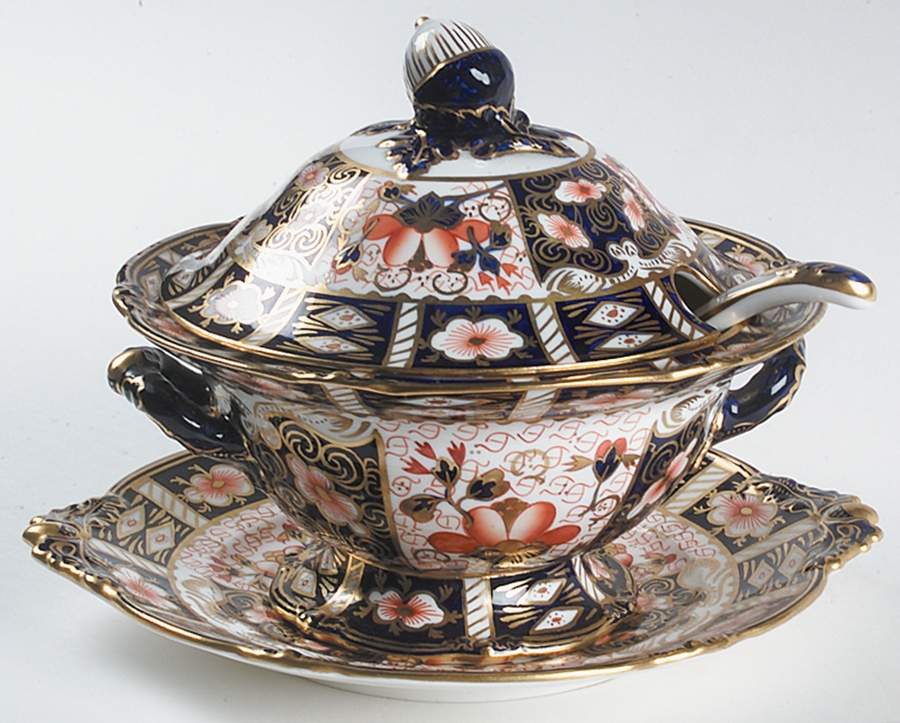Traditional Imari Sauce Boat & Lid & Underplate & Ladle by Royal Crown Derby-1