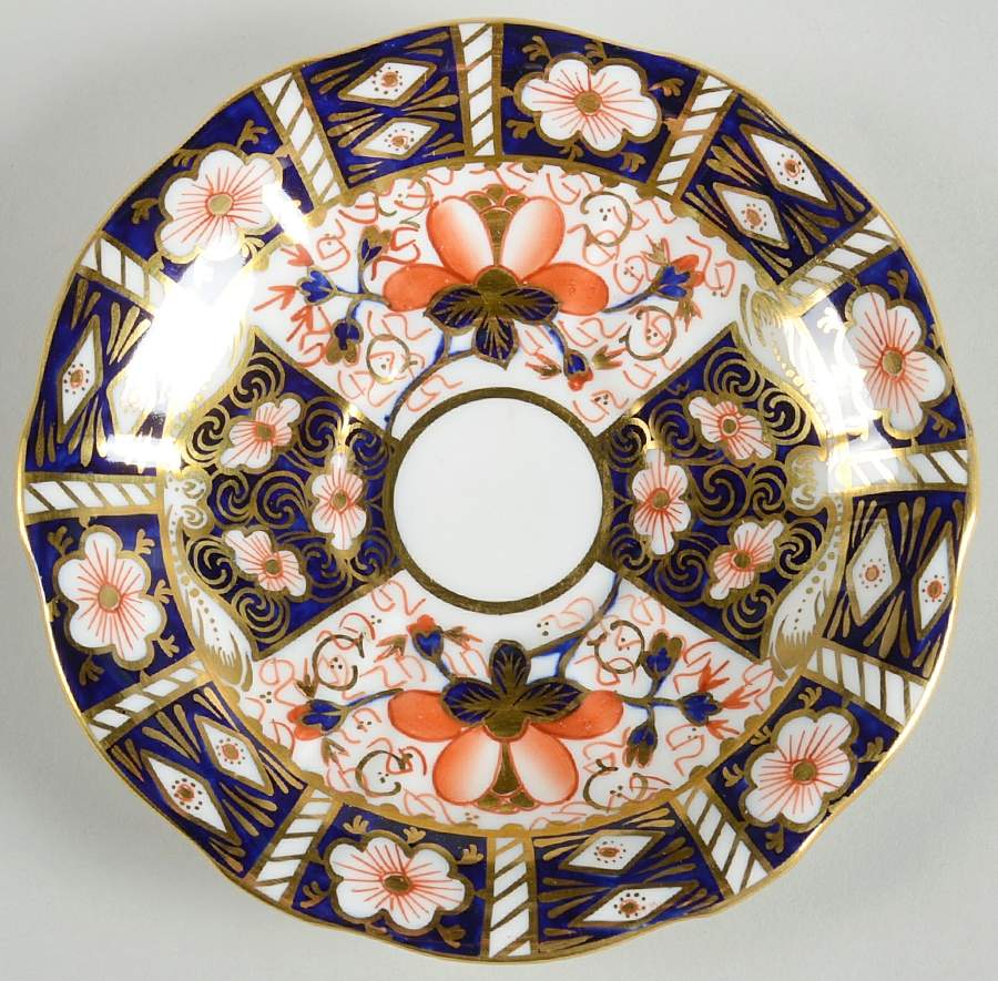 Traditional Imari Saucer for Flat Cup by Royal Crown Derby-1