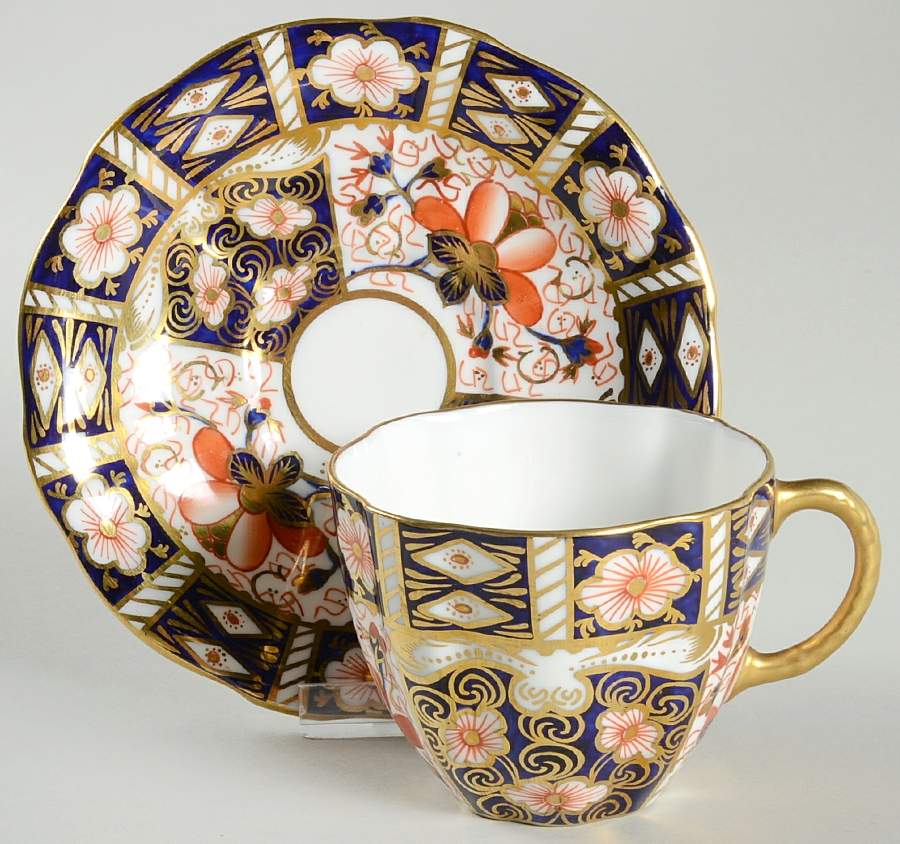 Traditional Imari Flat Cup & Saucer Set by Royal Crown Derby-1