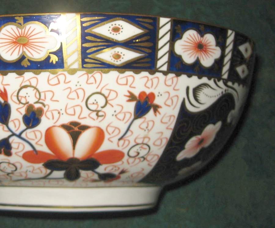Traditional Imari 10" Round Vegetable Bowl by Royal Crown Derby-1