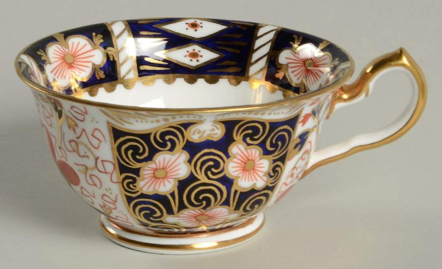 Traditional Imari Footed Cup by Royal Crown Derby-1