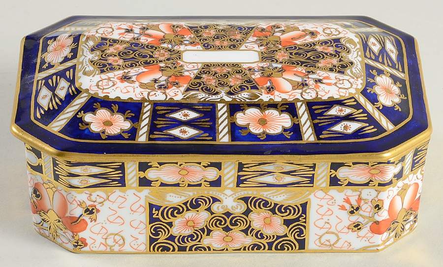 Traditional Imari 6" Rectangular Box & Lid by Royal Crown Derby-1