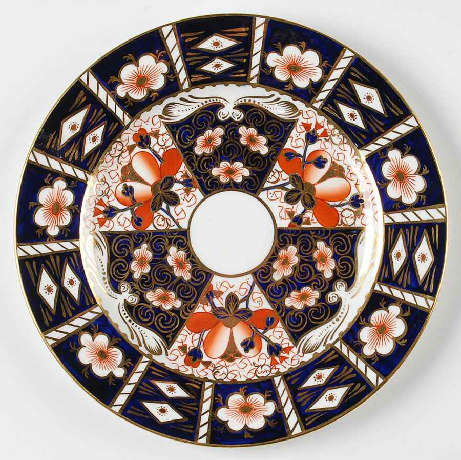Traditional Imari Luncheon Plate by Royal Crown Derby-1