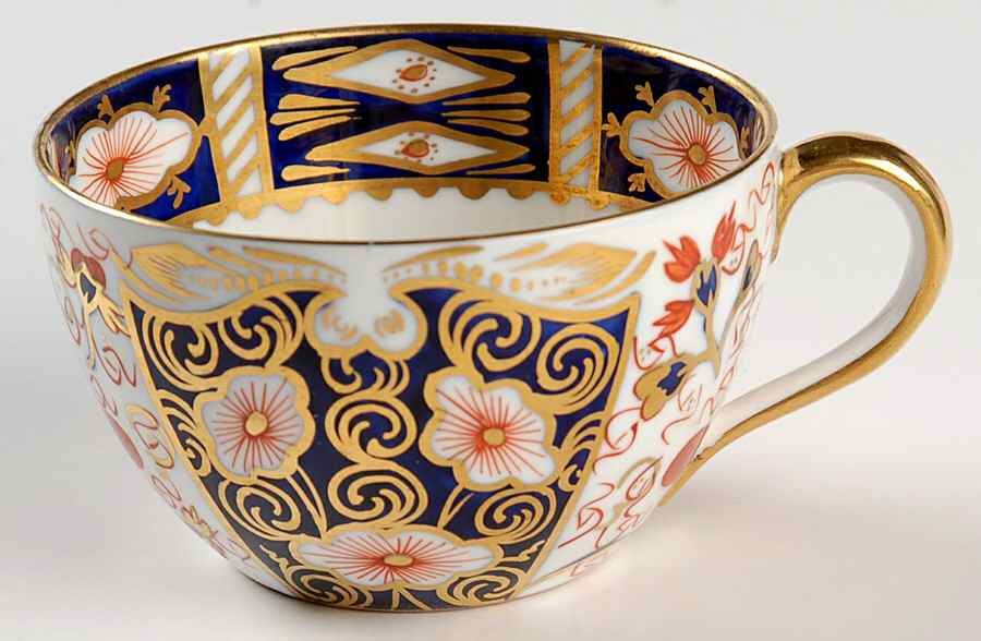 Traditional Imari Flat Cup by Royal Crown Derby-1